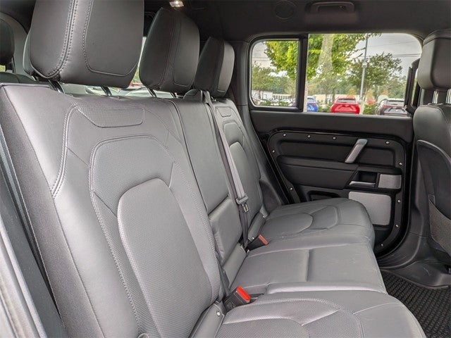 2024 Land Rover Defender 130 V8