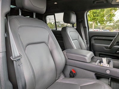 2024 Land Rover Defender 130 V8