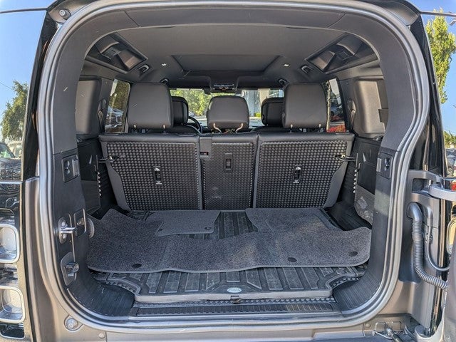 2023 Land Rover Defender 110 X