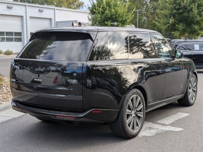 2023 Land Rover Range Rover SE