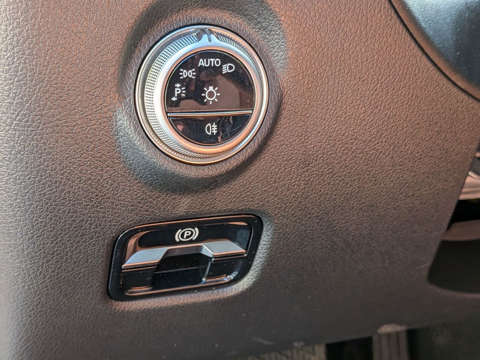 2025 Mercedes-Benz C-Class C 300 4MATIC®