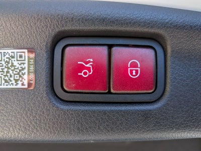 2025 Mercedes-Benz C-Class C 300 4MATIC®