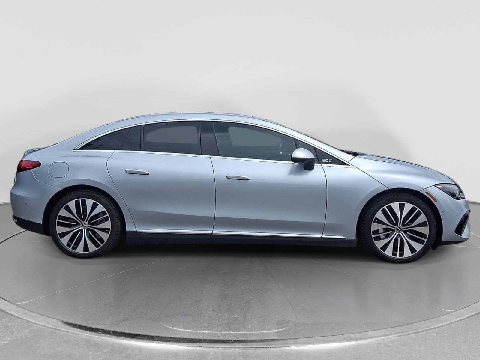 2023 Mercedes-Benz EQE 500 Sedan 4MATIC®