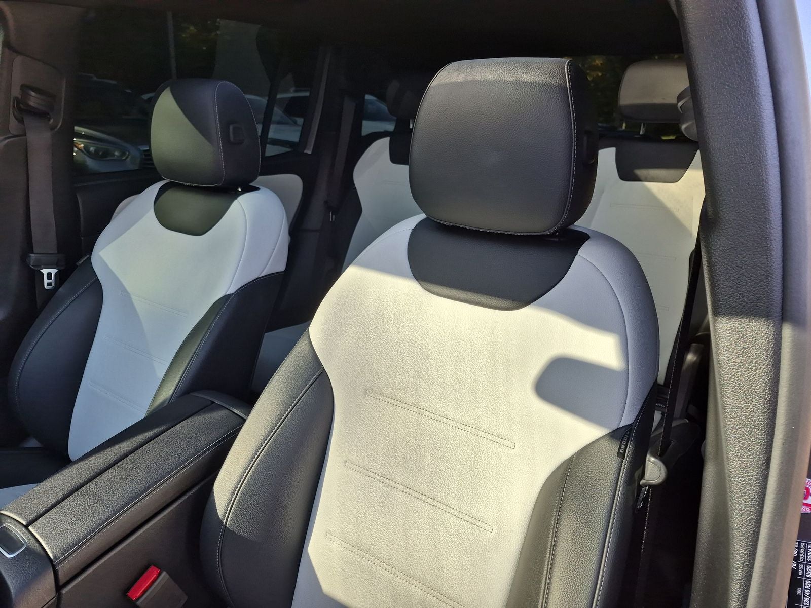 2023 Mercedes-Benz GLB GLB 250