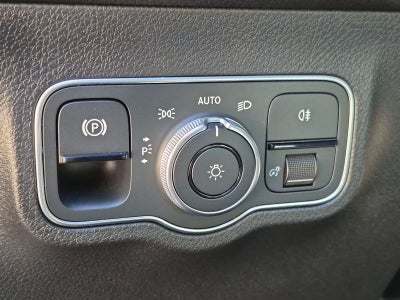 2023 Mercedes-Benz GLB GLB 250