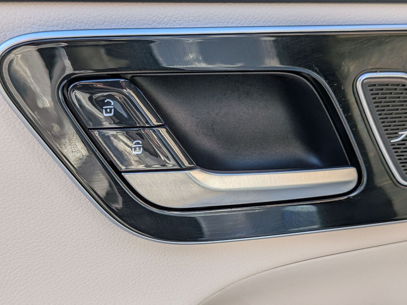 2023 Mercedes-Benz GLC GLC 300 4MATIC®