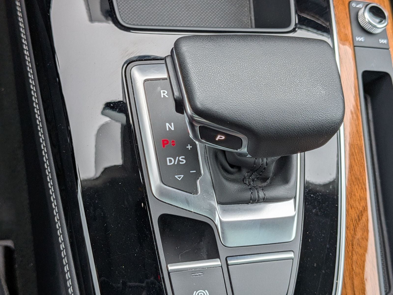 2023 Audi Q5 40 Premium Plus quattro
