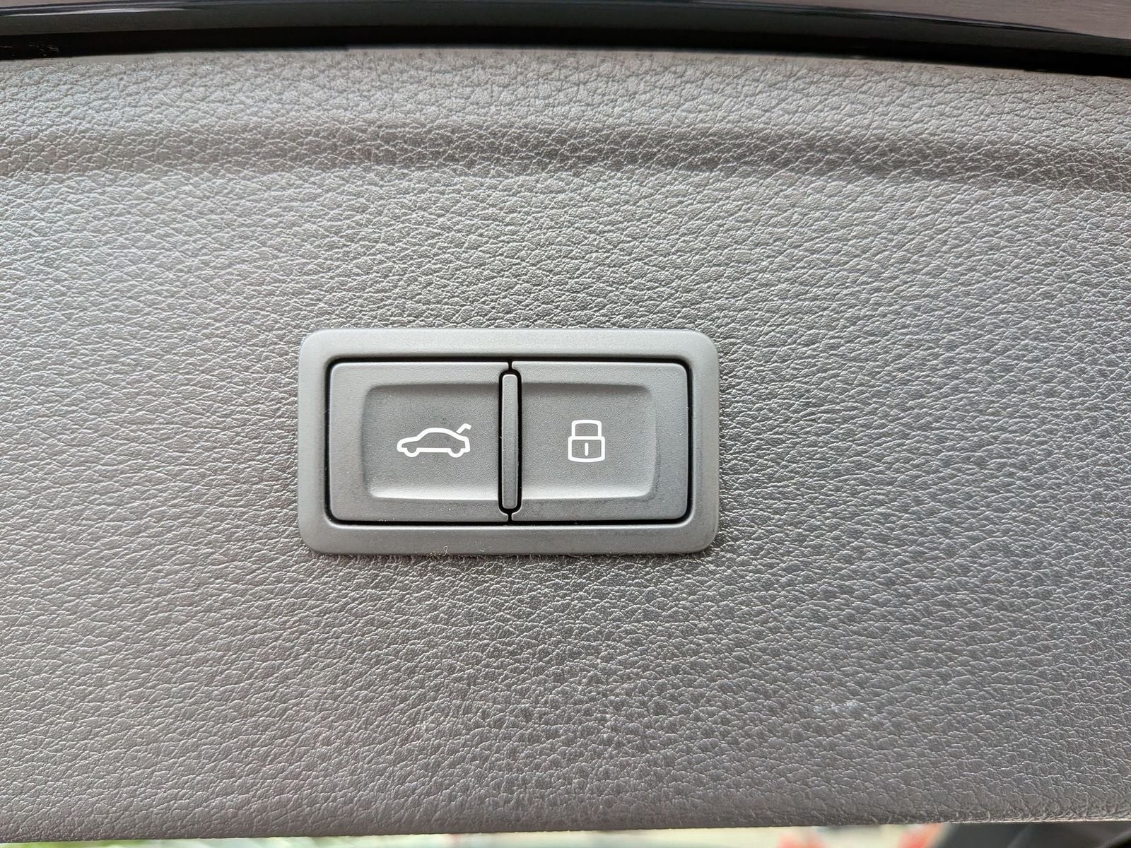 2023 Audi Q5 40 Premium Plus quattro