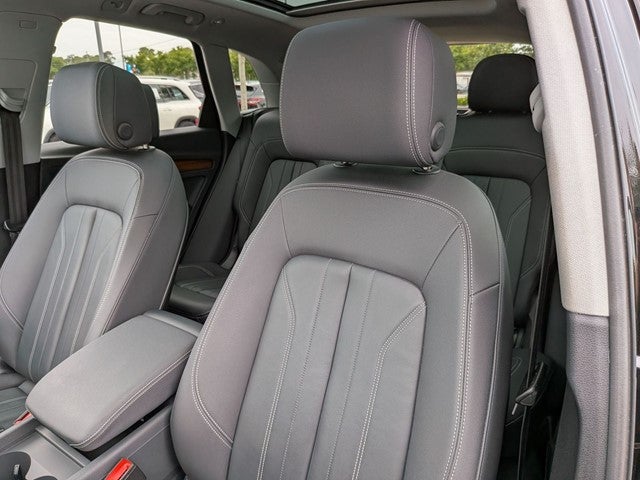 2023 Audi Q5 40 Premium Plus quattro