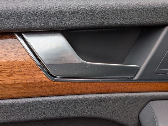 2023 Audi Q5 40 Premium Plus quattro