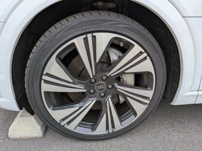 2024 Audi Q8 Sportback e-tron Prestige S line quattro