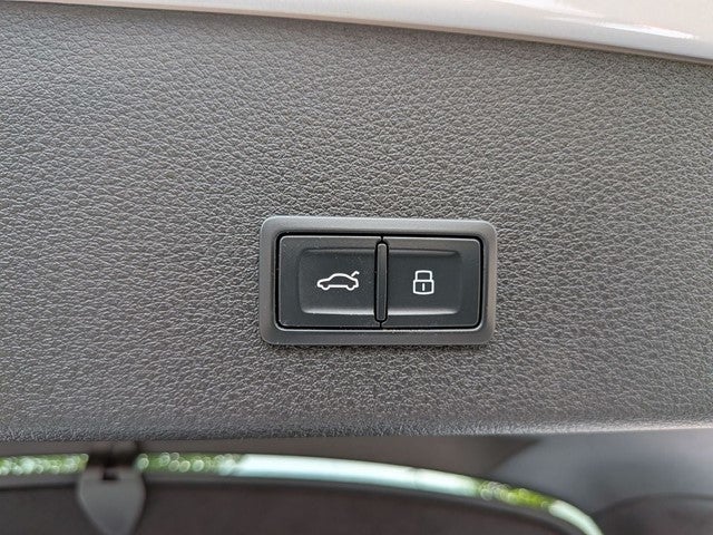 2024 Audi Q8 Sportback e-tron Prestige S line quattro