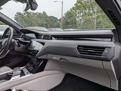 2024 Audi Q8 Sportback e-tron Prestige S line quattro