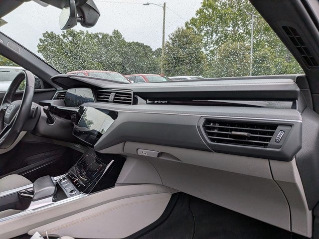 2024 Audi Q8 Sportback e-tron Prestige S line quattro