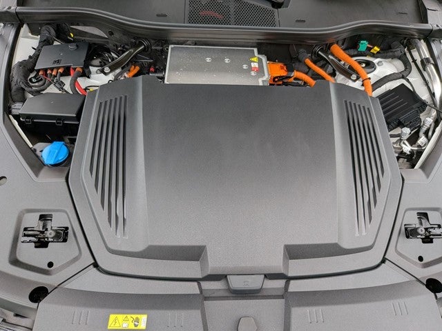 2024 Audi Q8 Sportback e-tron Prestige S line quattro