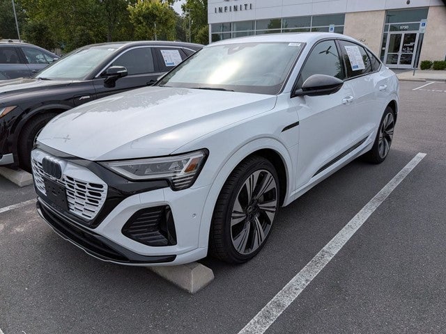 2024 Audi Q8 Sportback e-tron Prestige S line quattro