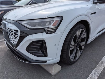 2024 Audi Q8 Sportback e-tron Prestige S line quattro
