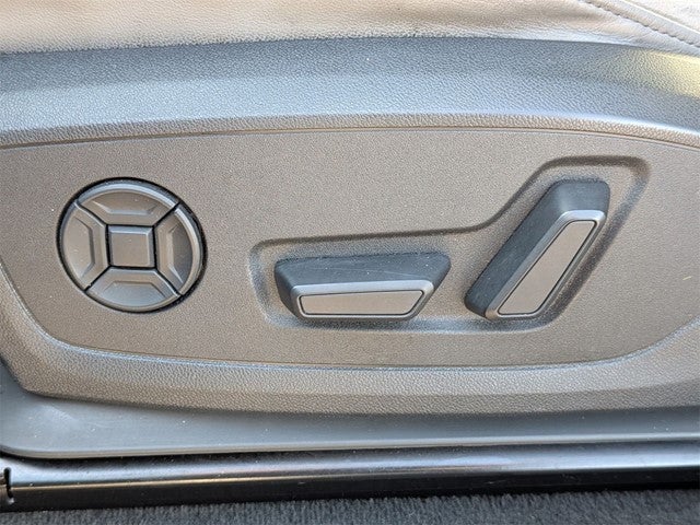 2020 Audi Q3 Premium Plus S line quattro