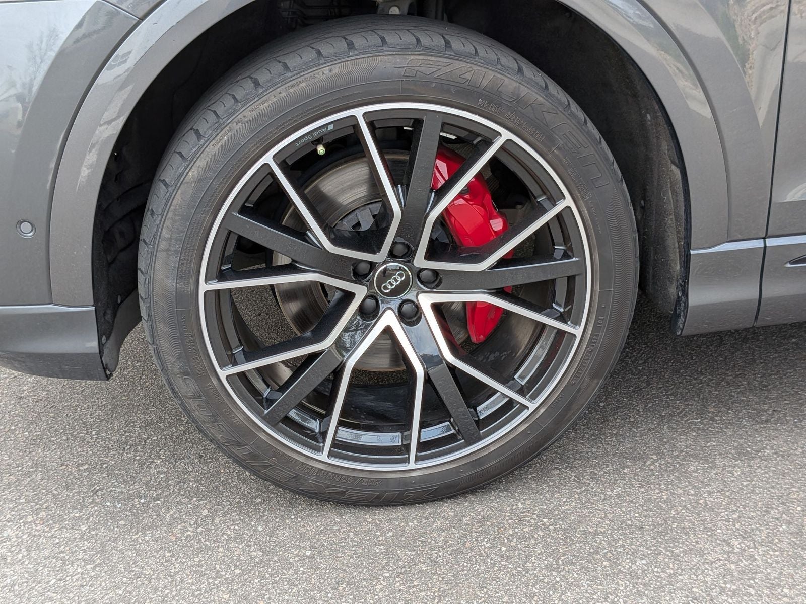 2020 Audi Q8 55 Premium Plus quattro