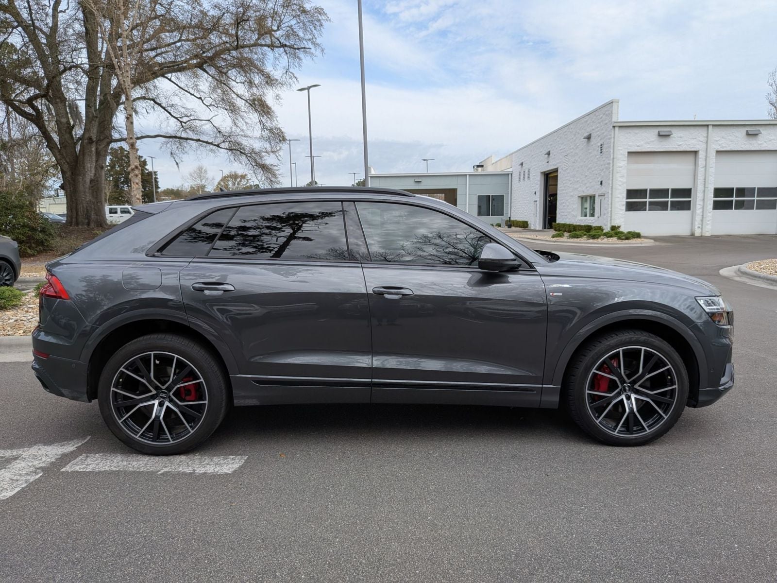 2020 Audi Q8 55 Premium Plus quattro