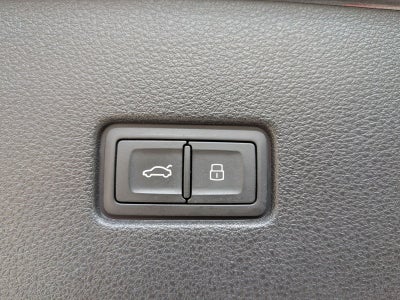 2020 Audi Q8 55 Premium Plus quattro