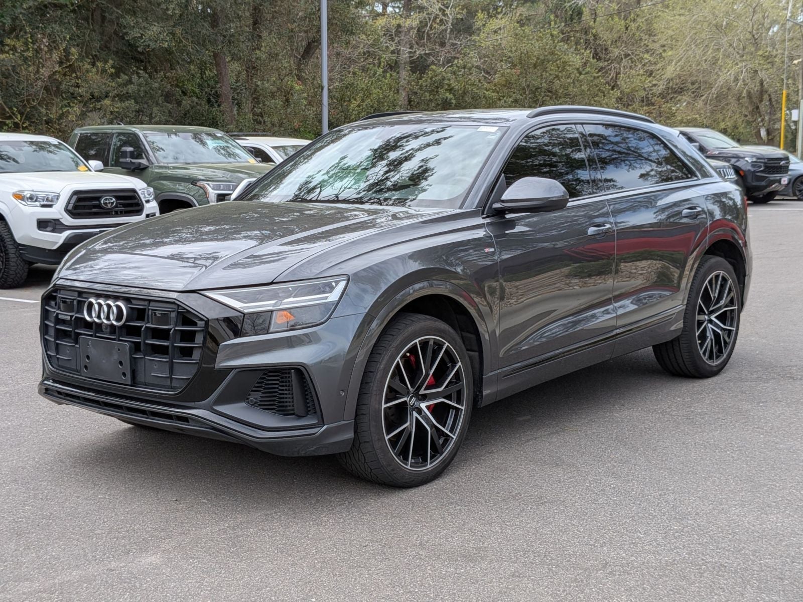 2020 Audi Q8 55 Premium Plus quattro
