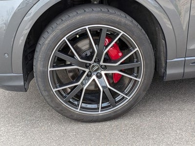 2020 Audi Q8 55 Premium Plus quattro