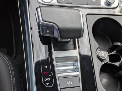 2020 Audi Q8 55 Premium Plus quattro