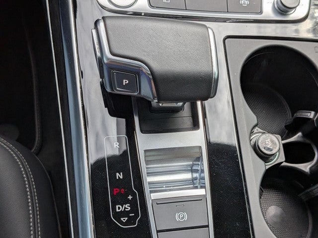 2020 Audi Q8 55 Premium Plus quattro