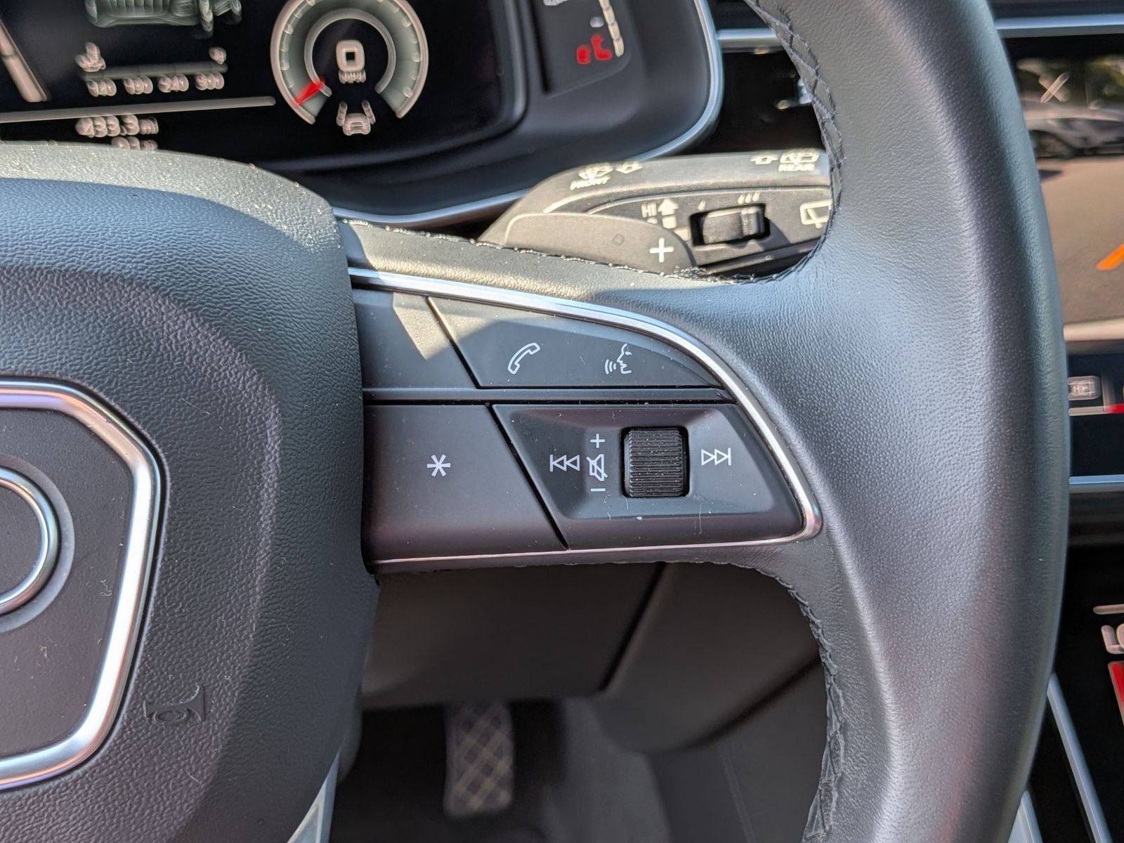 2021 Audi Q7 45 Premium Plus quattro