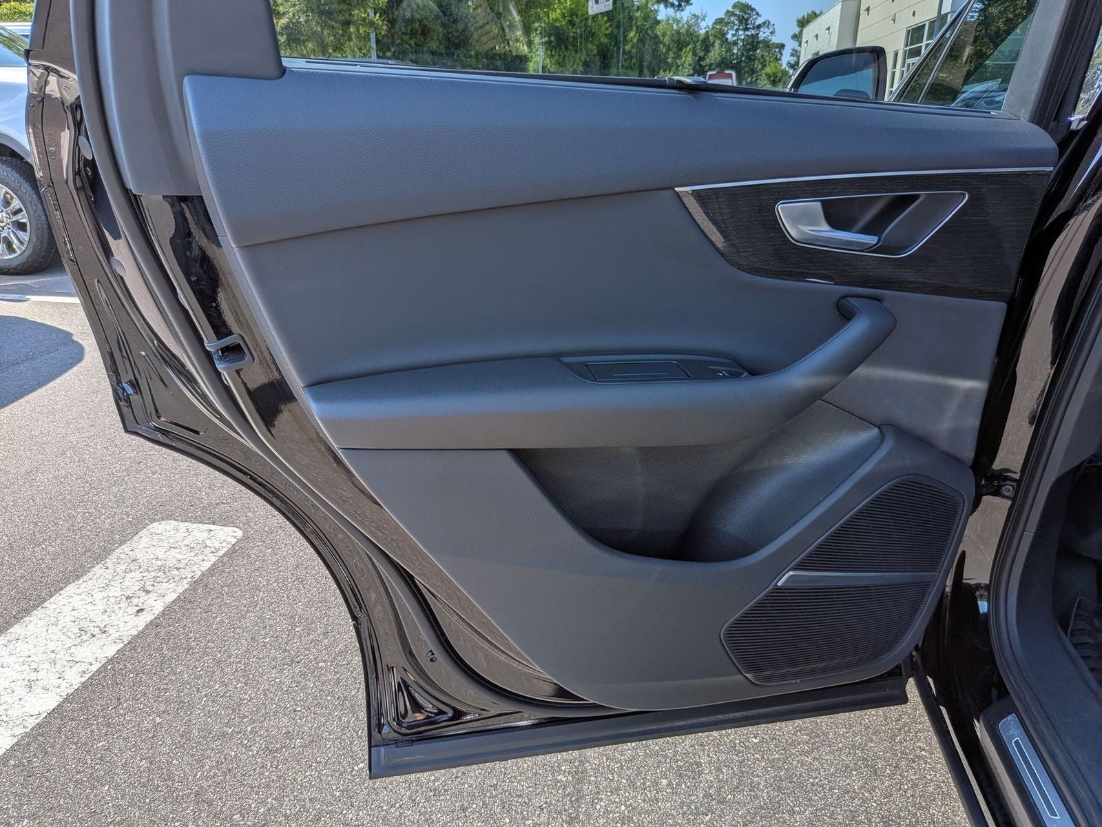 2021 Audi Q7 45 Premium Plus quattro