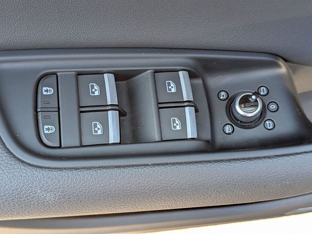 2021 Audi Q7 45 Premium Plus quattro
