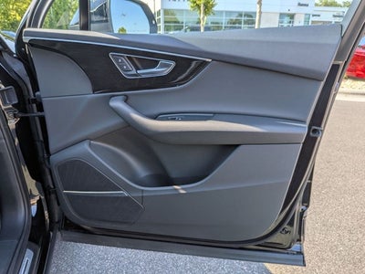 2021 Audi Q7 45 Premium Plus quattro