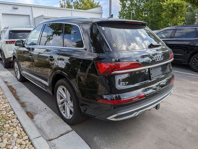 2021 Audi Q7 45 Premium Plus quattro