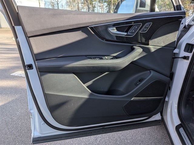 2025 Audi Q7 55 Premium Plus quattro