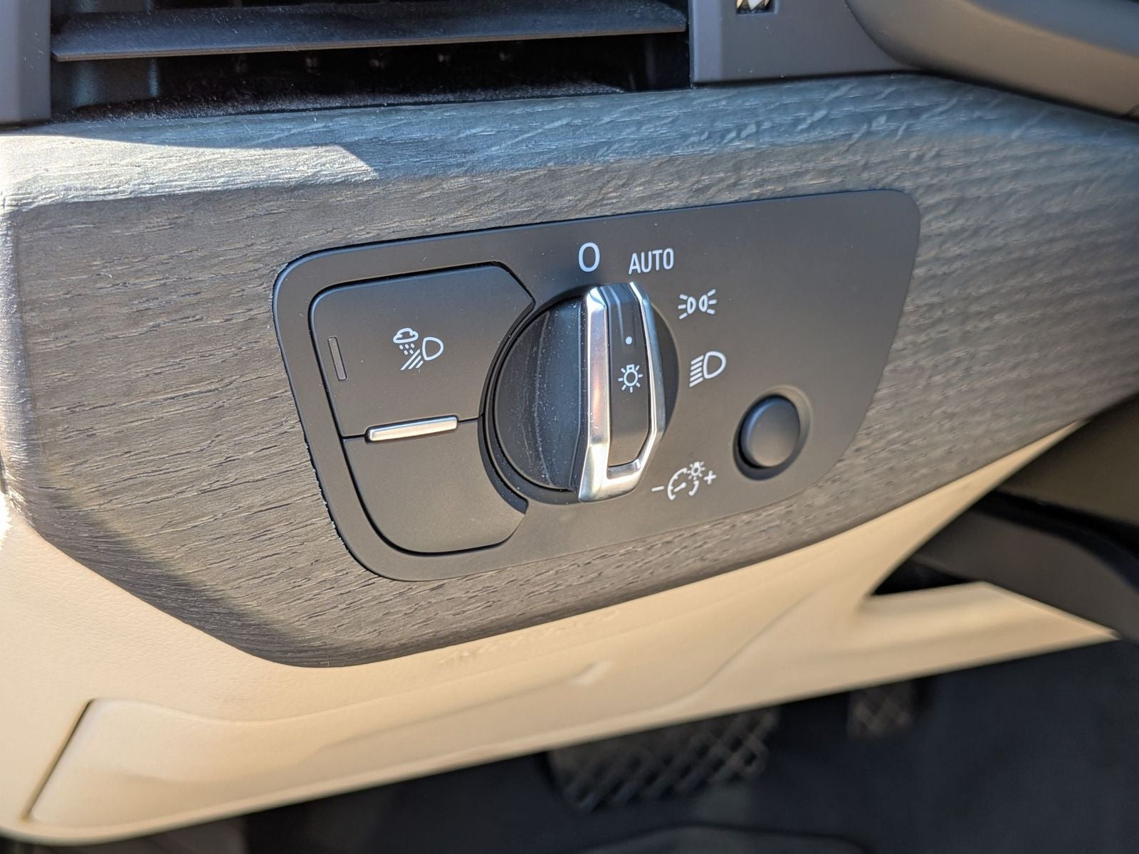 2024 Audi A4 45 S line Premium Plus quattro