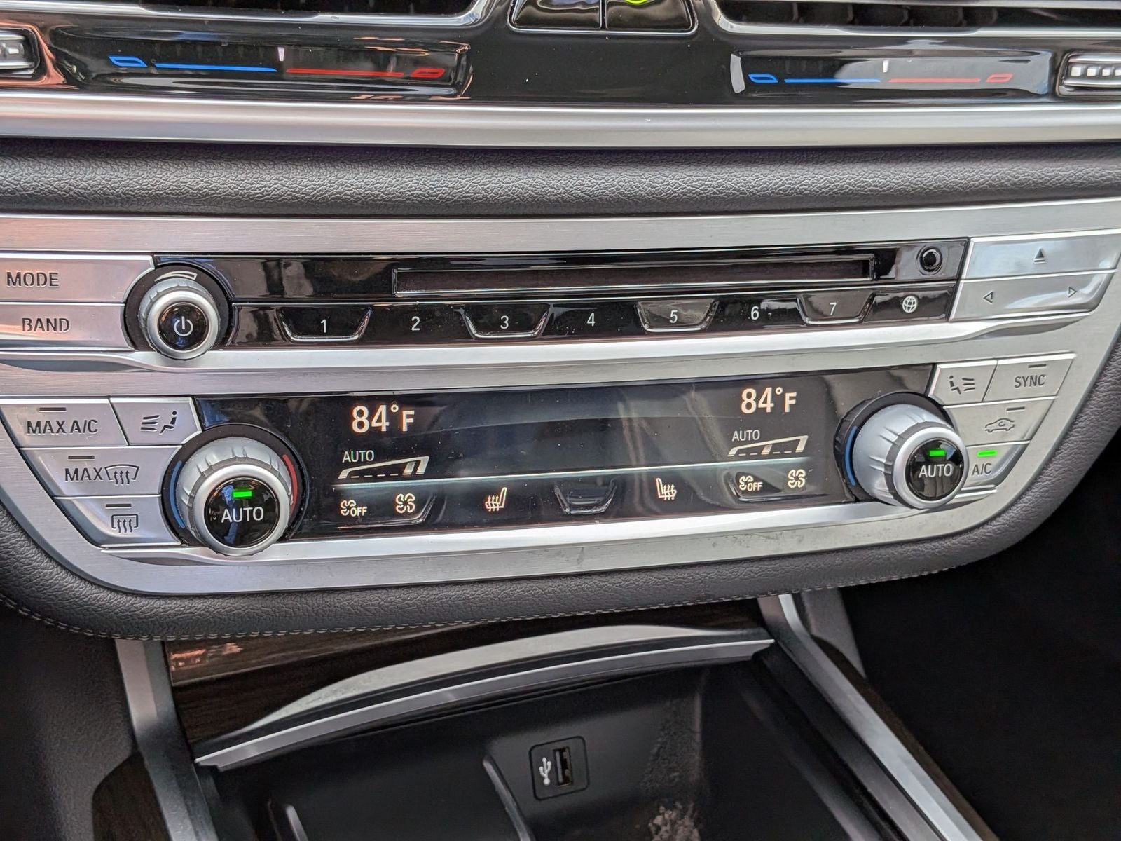 2019 BMW 7 Series 740i