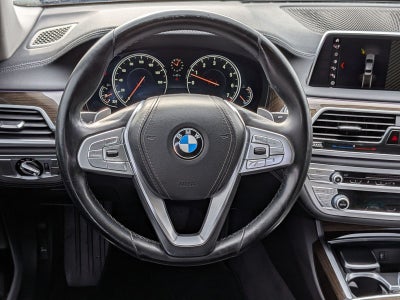 2019 BMW 7 Series 740i