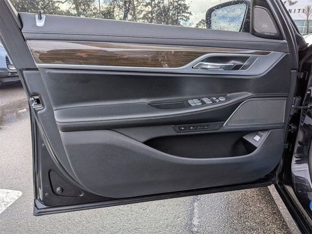 2019 BMW 7 Series 740i