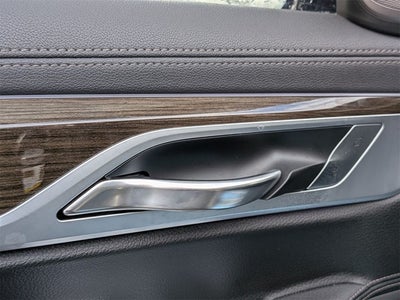 2019 BMW 7 Series 740i