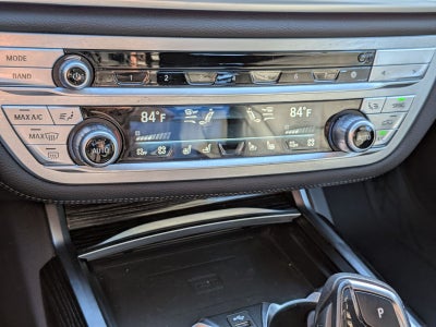 2022 BMW 7 Series 740i xDrive