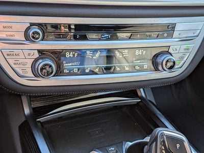 2022 BMW 7 Series 740i xDrive