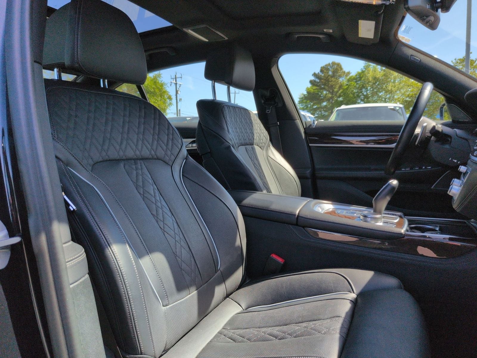 2022 BMW 7 Series 750i xDrive