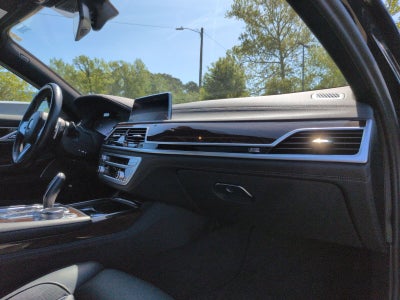 2022 BMW 7 Series 750i xDrive