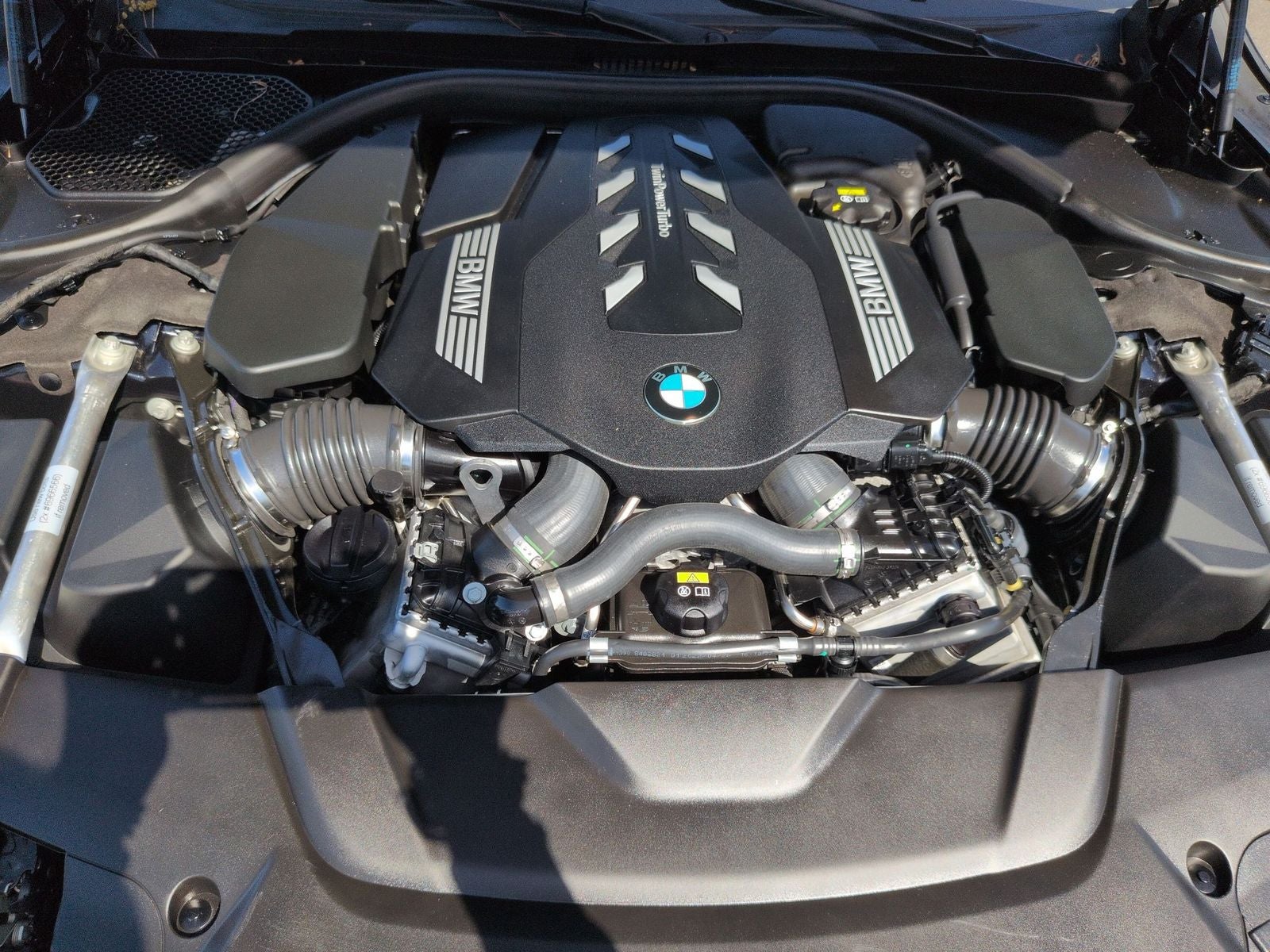 2022 BMW 7 Series 750i xDrive