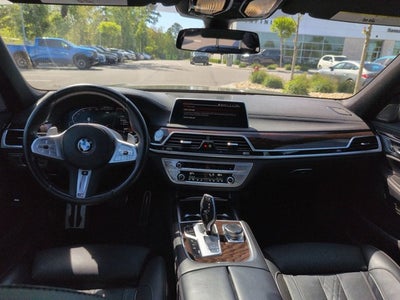 2022 BMW 7 Series 750i xDrive
