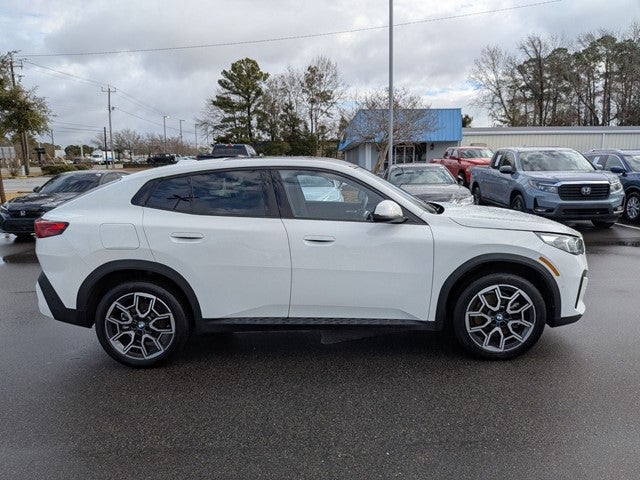 2025 BMW X2 xDrive28i