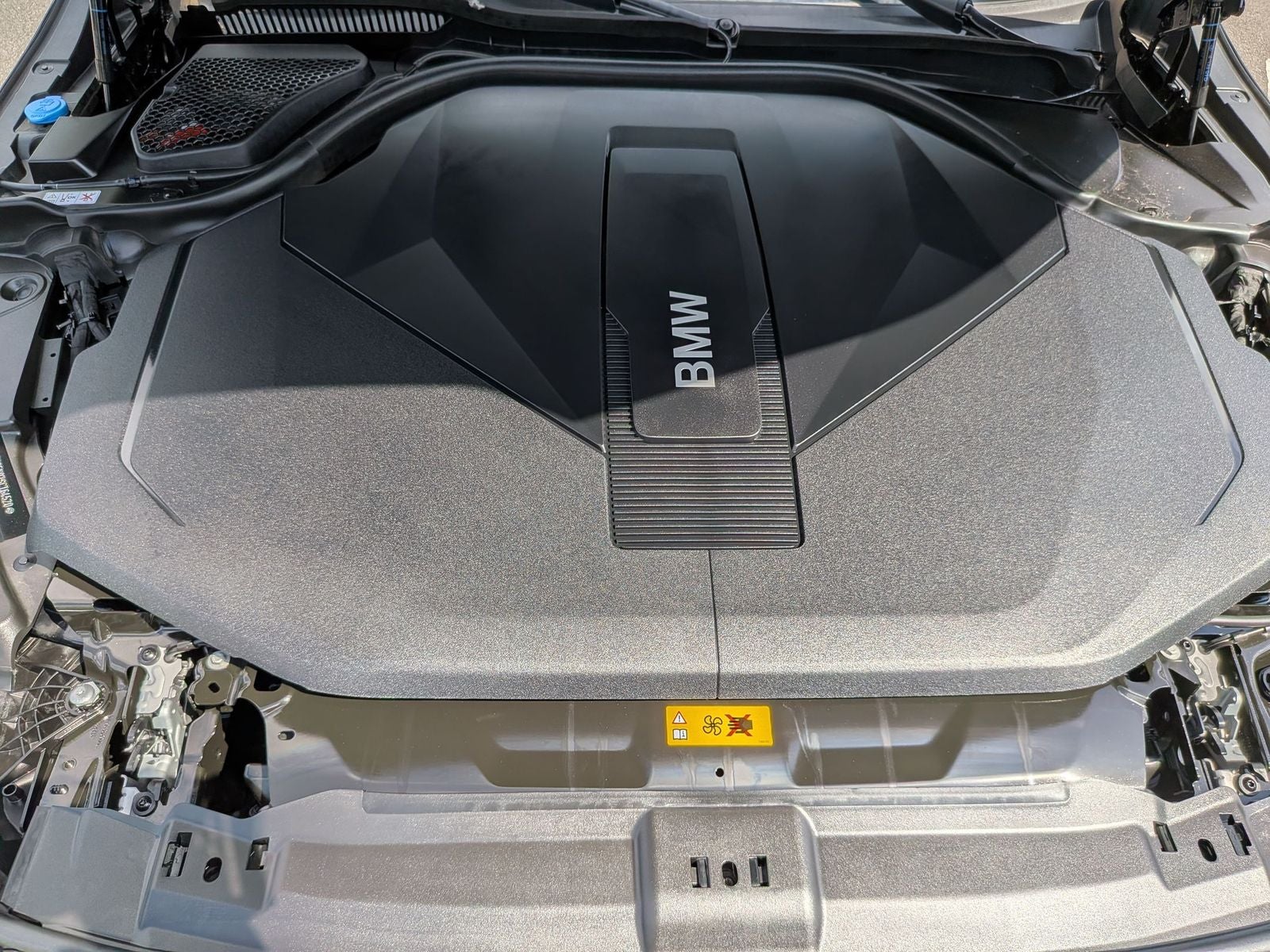 2025 BMW i5 eDrive40
