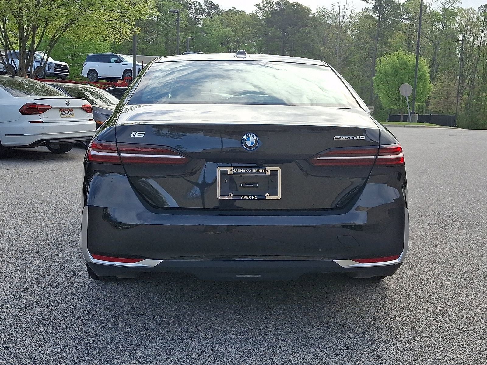2025 BMW i5 eDrive40