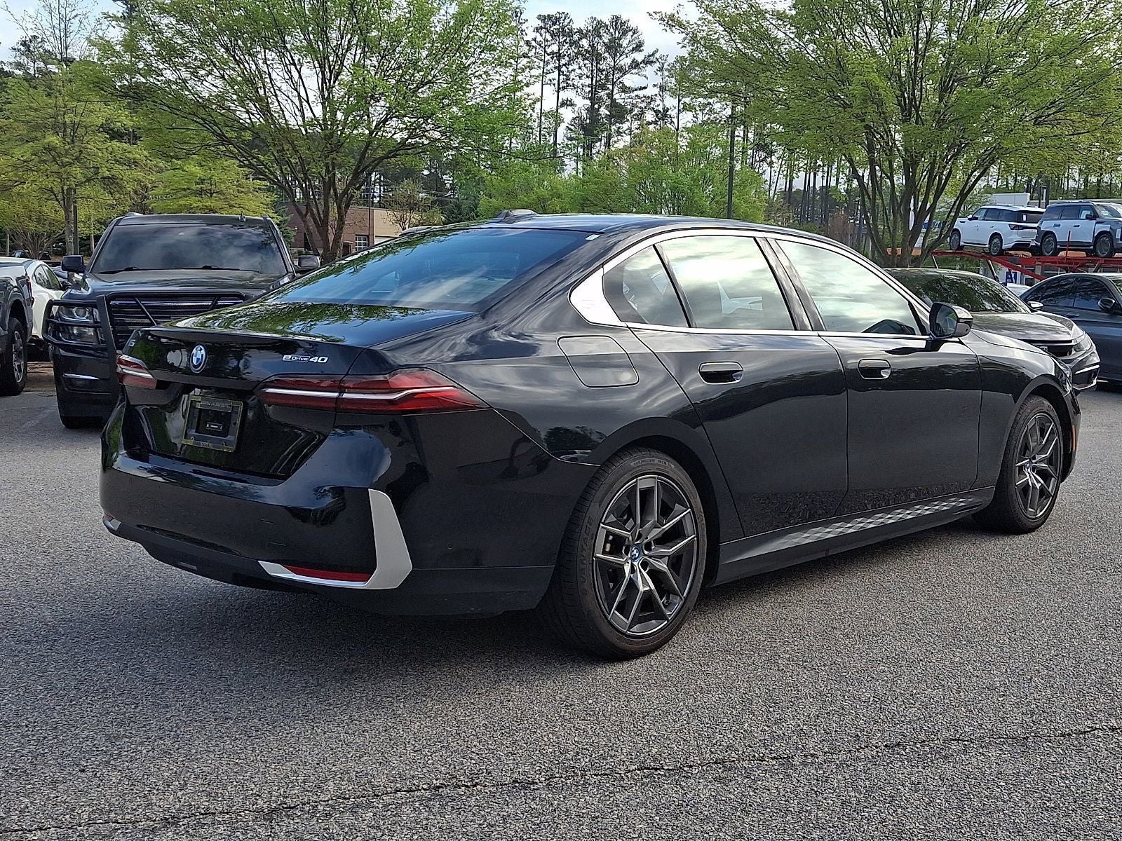 2025 BMW i5 eDrive40